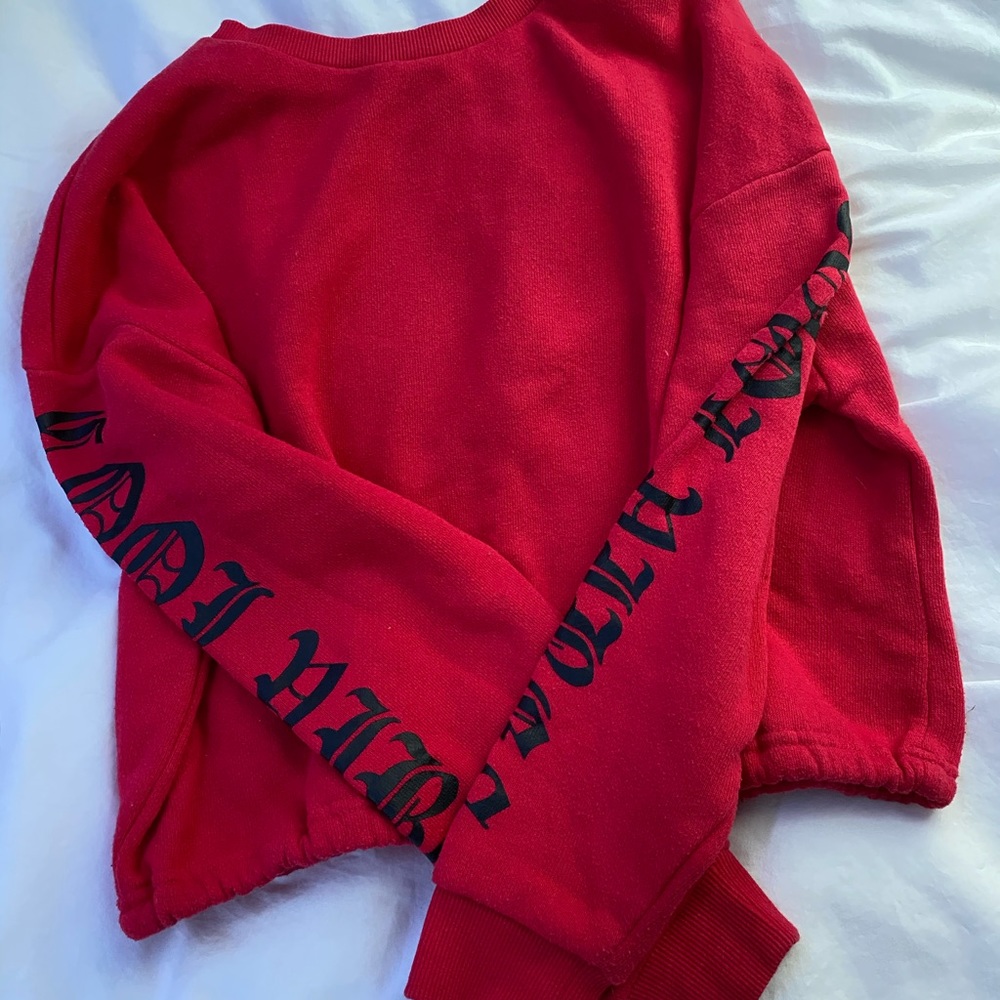 Women’s sweatshirt